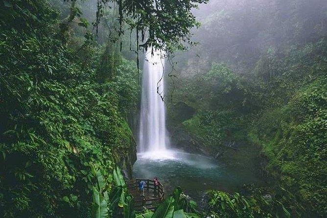 La Paz Waterfalls Gardens Private Tour