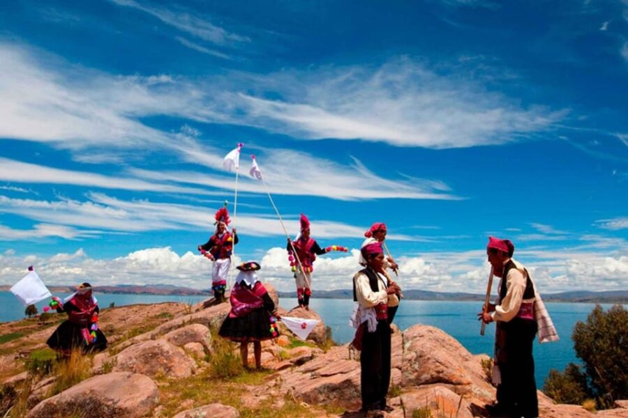 La Paz:Lake Titicaca and the Island of Sun 2-Day Guided Tour - Tour Overview