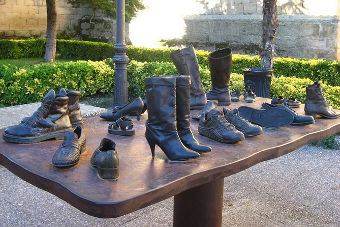 La Rioja Private Winery Visit With Wine Tasting and Lunch - Tour Duration and Inclusions