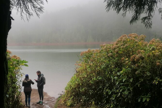 Lagoa Do Fogo and Sete-Cidades Full Day Tour With Lunch