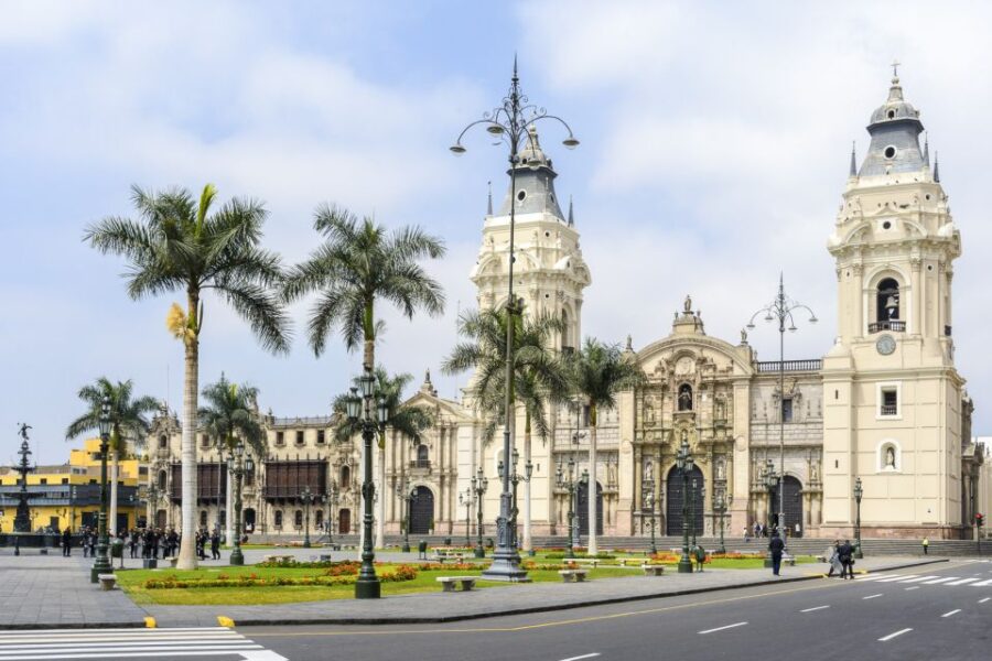Lima: Flavors and Tradition Walking Tour With Food Tasting - Tour Overview and Pricing
