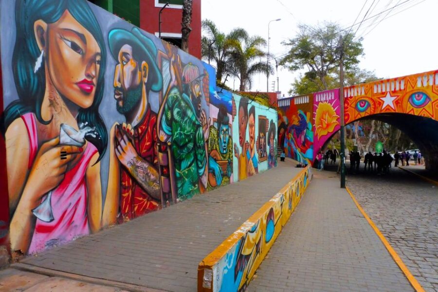 Lima: Miraflores, Barranco and San Isidro – Districts Tour