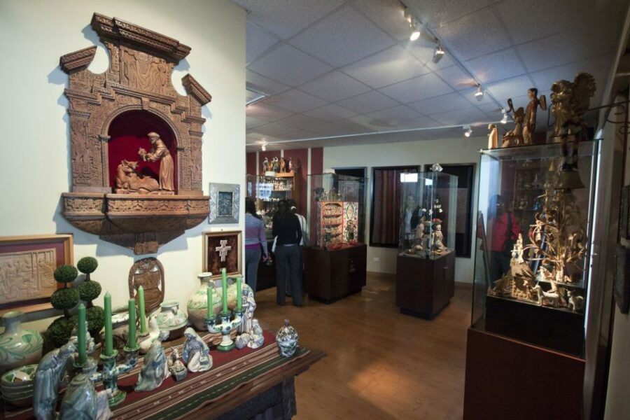 Lima: San Francisco Church & Casa Luna Museum Private Tour
