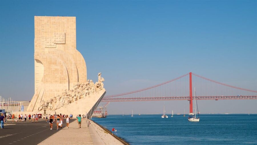 Lisbon (4 Hours) Private Tour by Electric Tuk Tuk