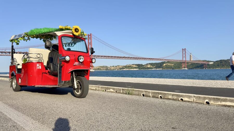 Lisbon: Belém, Sightseeing Tour by Tuk-Tuk
