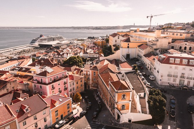 Lisbon Full Day Tour in Premium Vehicle