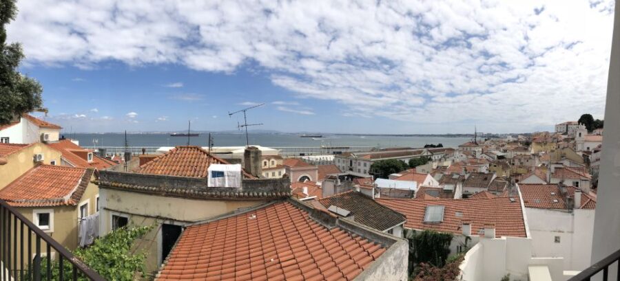 Lisbon: Walking Tour With a Local Guide