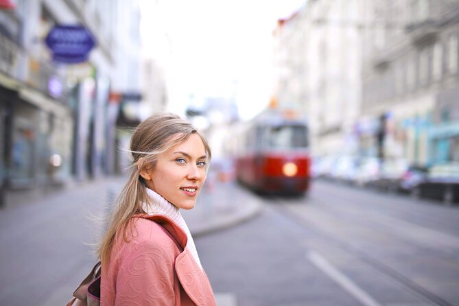 London Local Fashion Designers Shopping Tour With a Stylist
