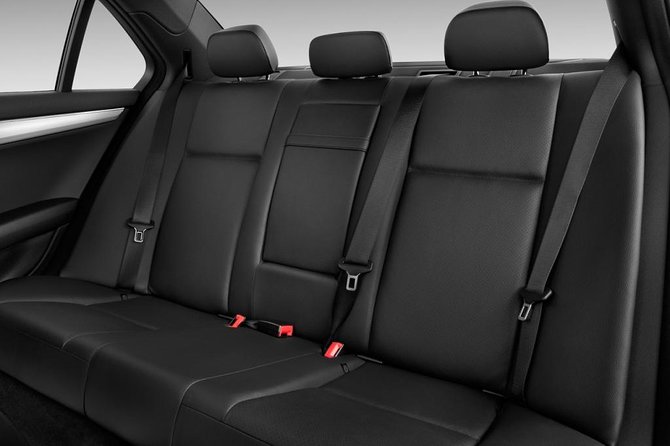 Luxury Airport Transfer - Overview and Service Details