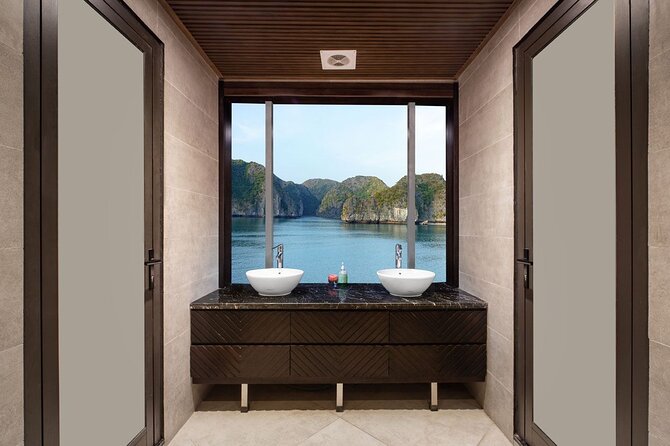 Luxury Halong Bay and Lan Ha Bay Day Tour With Jade Sails Cruise