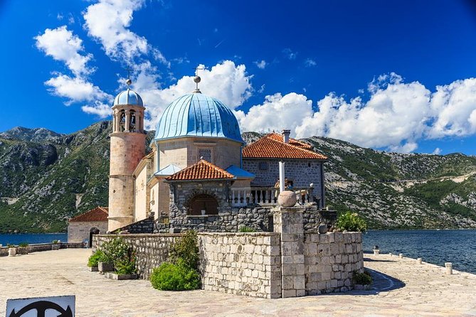 Luxury Perast and Njegusi Village Tour