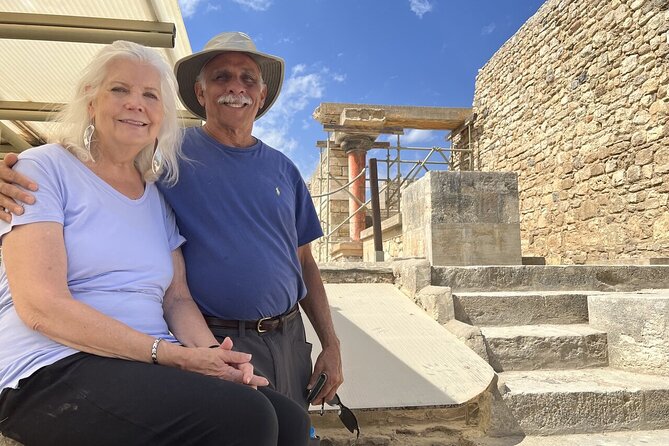 Luxury Tour From Elounda: Knossos Palace & Museum With Wineries