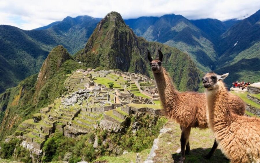 Machu Picchu - Colored Mountain - 2 Days and 1 Night - Tour Overview