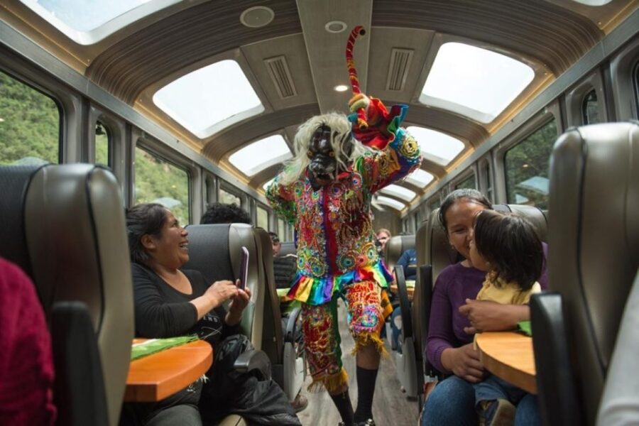 Machu Picchu Tour 2D 1N + Train, Hotel Breakfast, Ticket and Guide