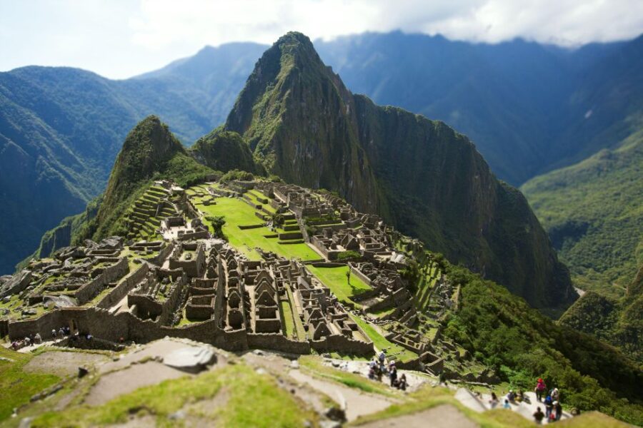 Machu Picchu Tour Full Day by Vistadome Train