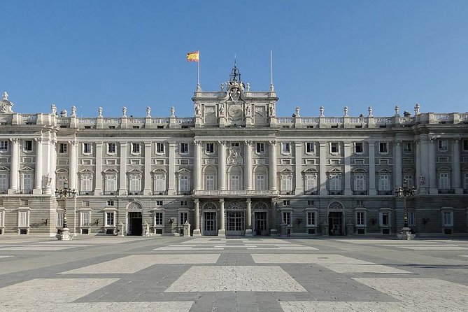 Madrid Highlights & Royal Palace Private Tour With Hotel Pick up