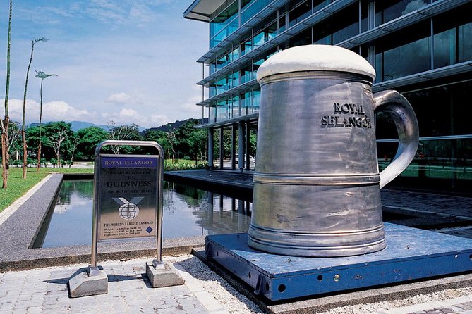 Malaysia Countryside, Batu Caves, Firefly & The River Of Life Tour