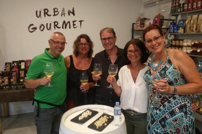 Marbella Old Town Tour With Tapas and Wines - What to Expect