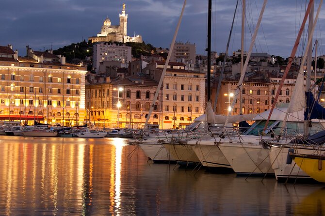 Marseille Scavenger Hunt and Highlights Self-Guided Tour