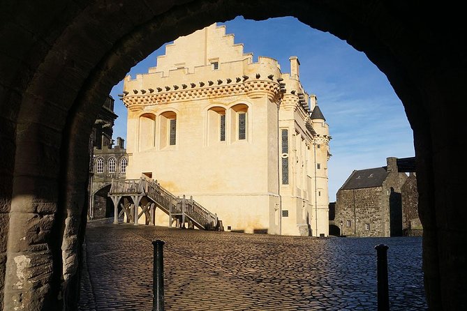 Mary Queen of Scots Tours – Private Tours Edinburgh