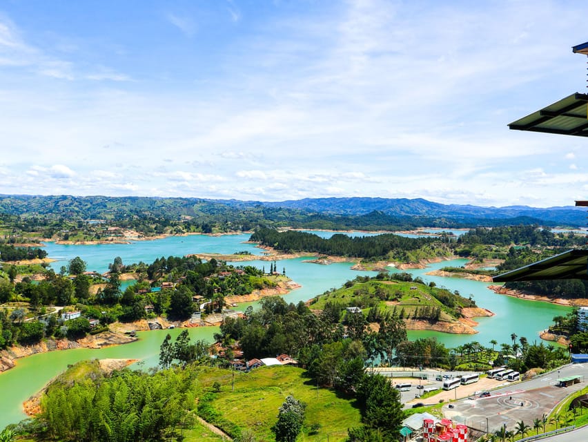 Medellín: Guatape Day Tour Breakfast, Cruise, Piedra Peñol