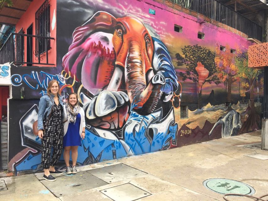 Medellin: Nature & Transformation Tour – Arvi and Comuna 13