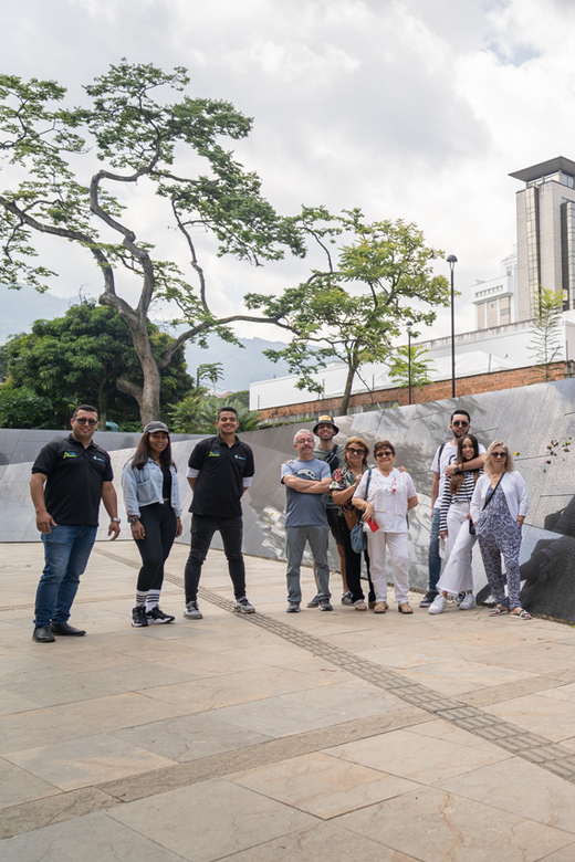 Medellín: Pablo Escobar Tour Including Museum & Transportation - Tour Overview