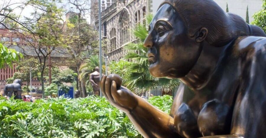 Medellin: Private City Tour