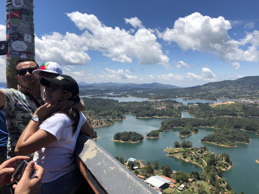 Medellín: Private Guatapé With Peñol Tickets and Boat Ride - Tour Overview