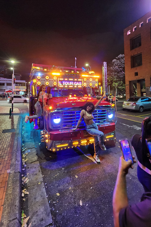 Medellin: Rumbero Party Bus With All the Beer You Can Drink