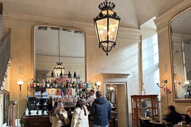 Milan Coffee & History Crawl With a Licensed Tour Guide - Experience Highlights