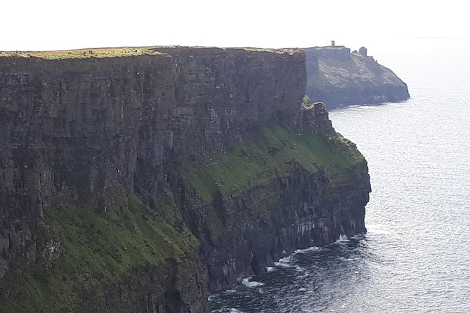 Mini Bus Tour of The Cliffs of Moher & Bunratty Castle