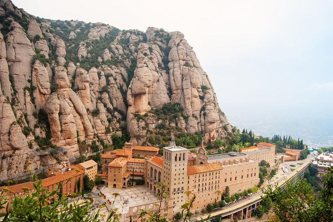 Montserrat Monastery Private Tour With Hotel Pick-Up