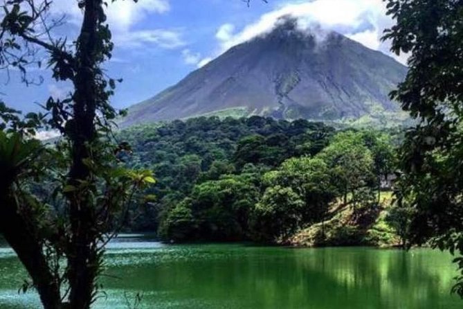 Morning Guided Hiking Tour to Arenal Volcano With Lunch - Overview of the Hiking Tour