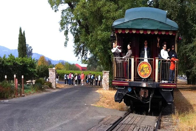 Napa Valley Wine Train Tour Glamorous Dining Experience - Tour Overview