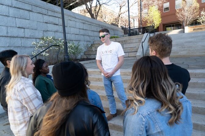 Nashville Downtown Insta Mural Shared Walking Tour - Meeting Point and Guide