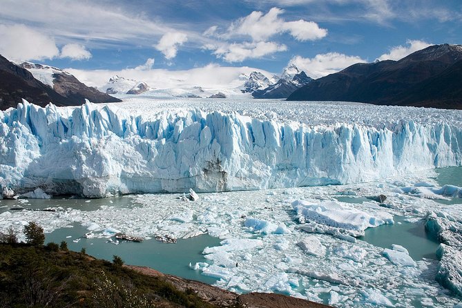 National Park – Perito Moreno Glacier – (Optional Nautic Safari)