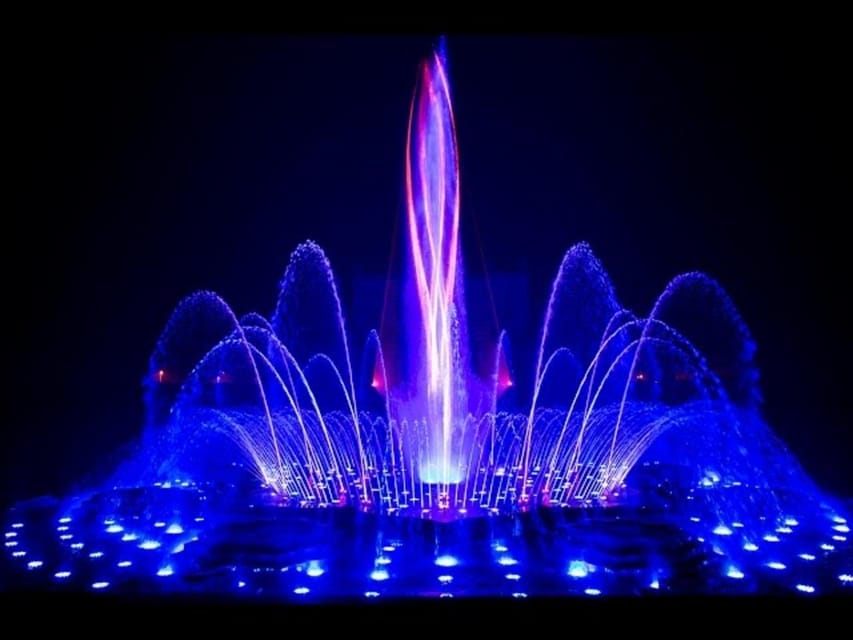 New Delhi: Akshardham Exhibition, Light and Water Show Tour