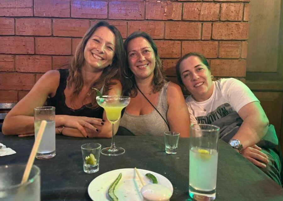 New Delhi: Private Guided Nightlife Experience With Drink - Overview of the Experience