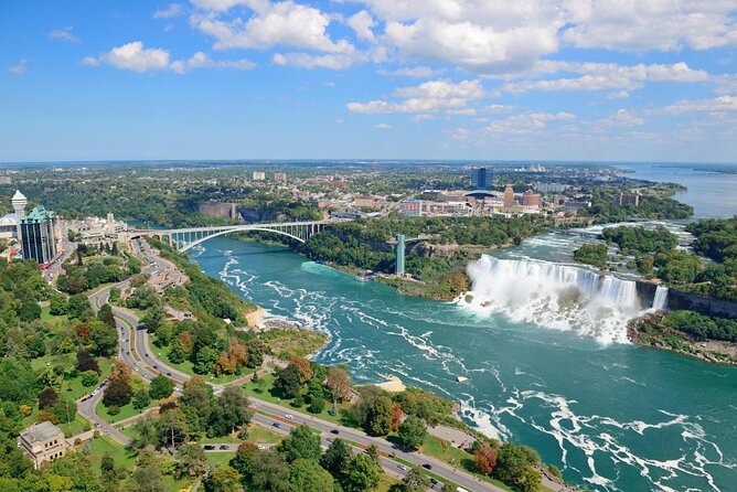 Niagara Falls (Canada) Festival of Lights Guided Tour