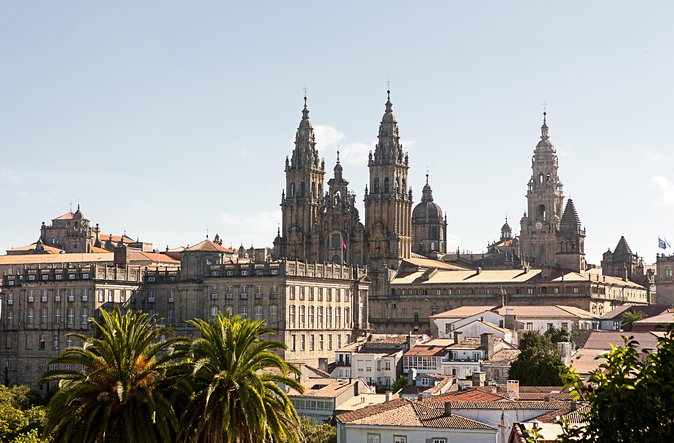 North of Spain & Portugal: 8-Day Guided Tour From Barcelona