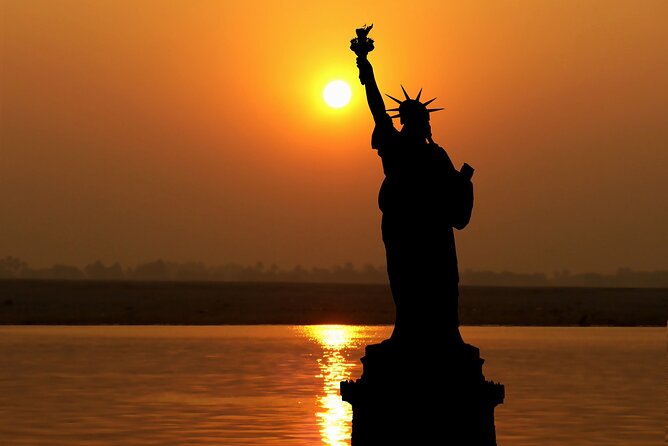 NYC: Statue of Liberty Dinner Cruise