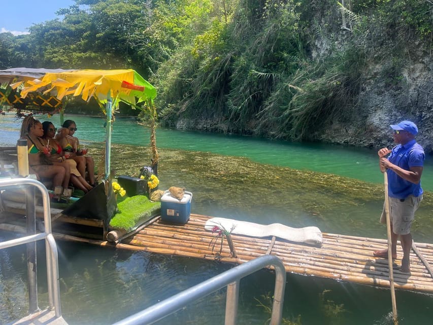 Ocho Rios : Bamboo River Rafting on the Rio Nuevo River | Power Traveller