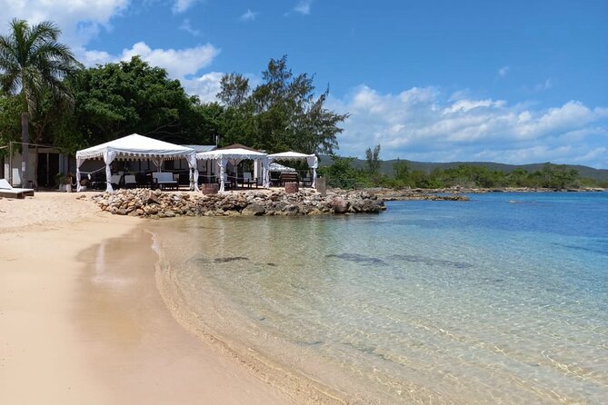 Ocho Rios: River Tubing + Lunch & Cocktails at Bamboo Beach Club