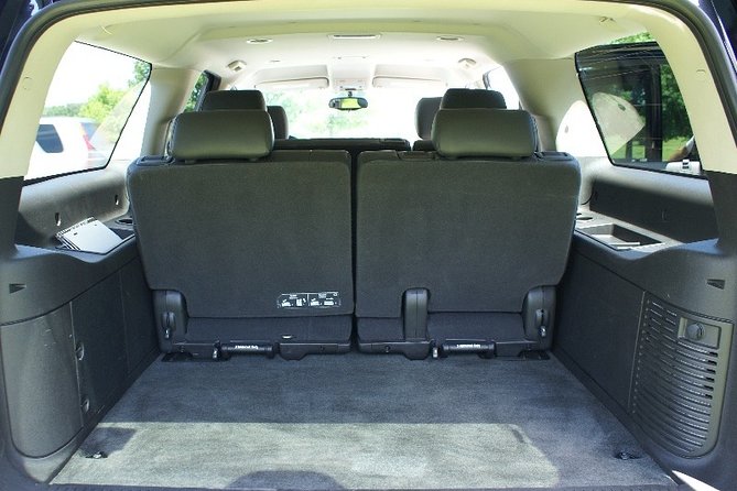 One-Way Private Transfer From Downtown Chicago to MDW by SUV
