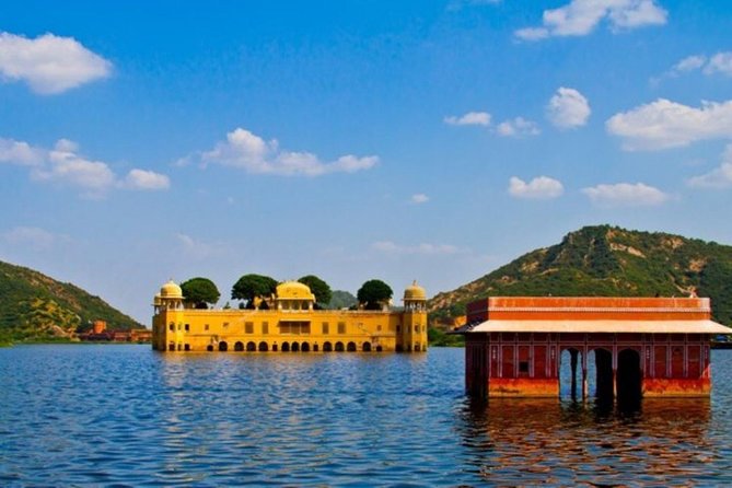 One Way Udaipur To Jaipur Transfer