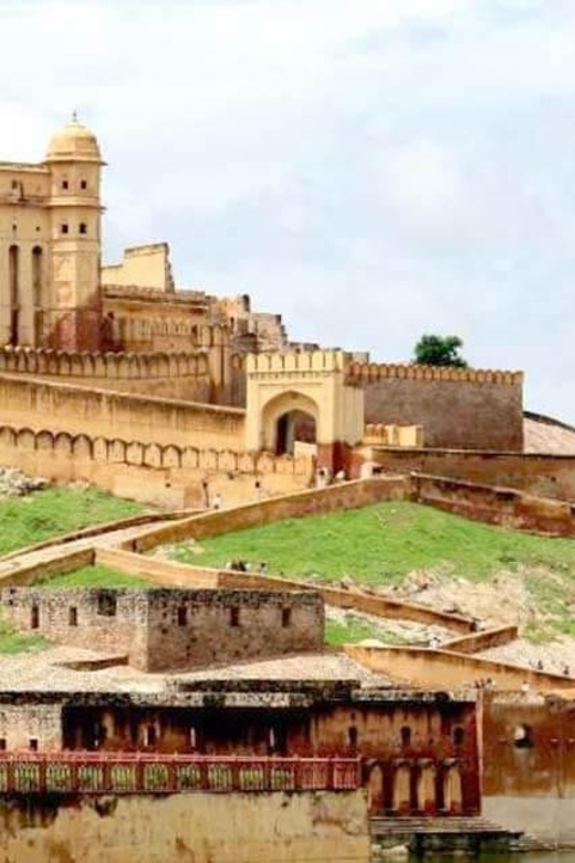 Overnight Jaipur Tour From Delhi By Car