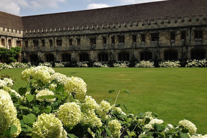 Oxford, Shakespeare Country & Warwick Castle Private Tour