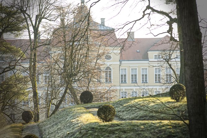 Palace, Castle and Ancient Oaks – Rogalin and Kórnik Guided Tour From Poznan