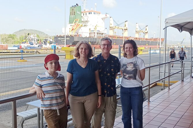Panama Canal Tour: Miraflores Locks and Canal Zone